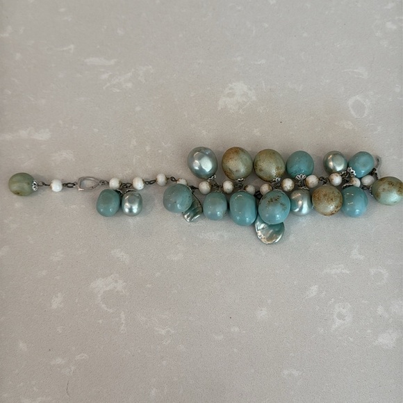 Vintage Chunky Shades of Blue & Siver with Abalone Beaded Beachy Bracelet - Picture 6 of 12